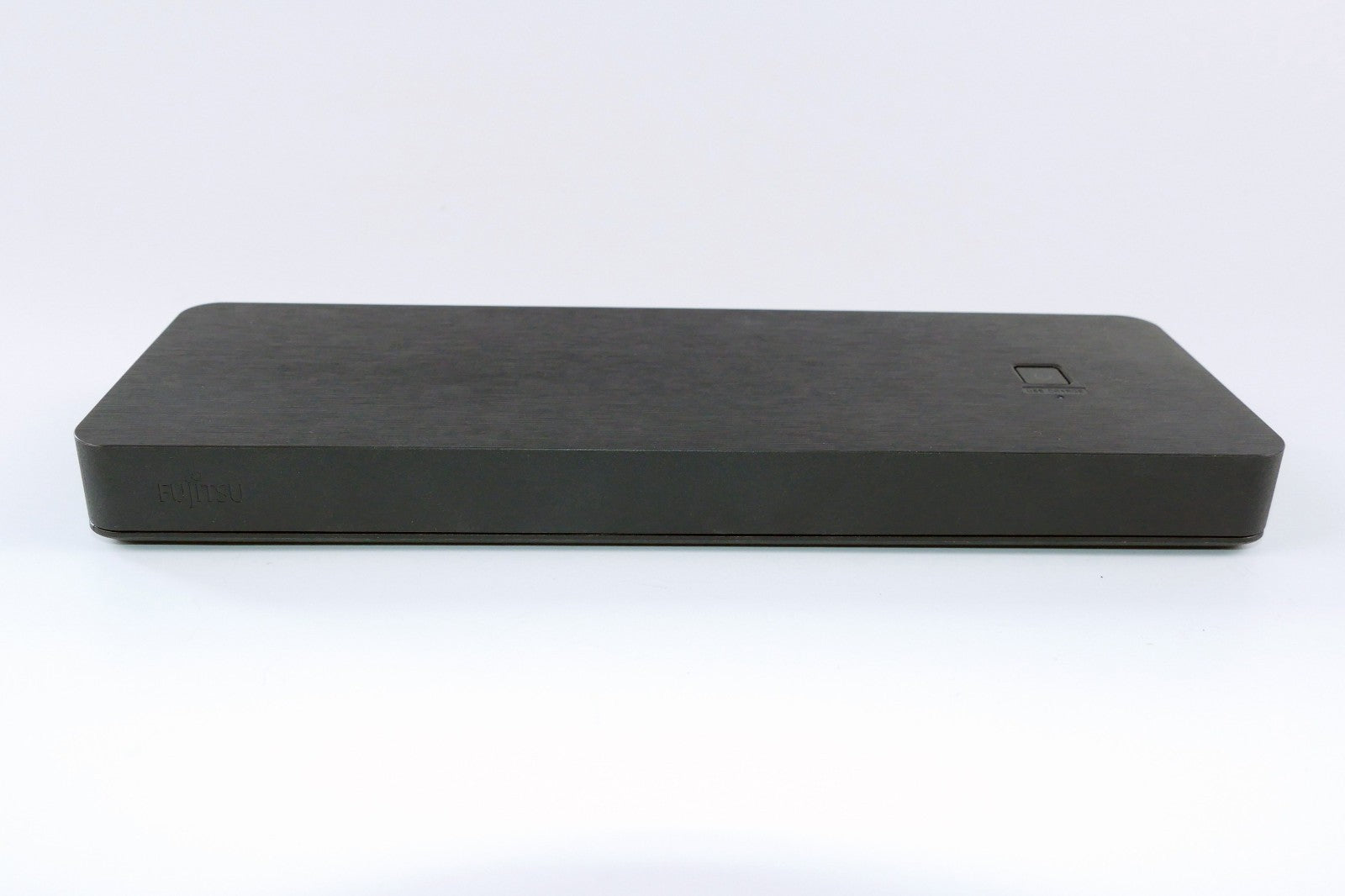 FUJITSU Thunderbolt 4 Port-Replikator FPCPR401BP für LifeBook H780 H7510 U7312..