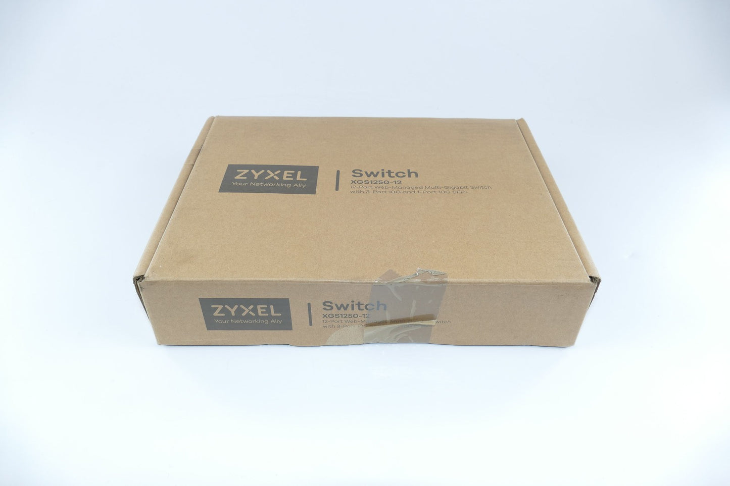 Zyxel XGS1250-12 12-Port Web-Managed Multi-Gigabit Switch mit 3-Port 10G + SFP+