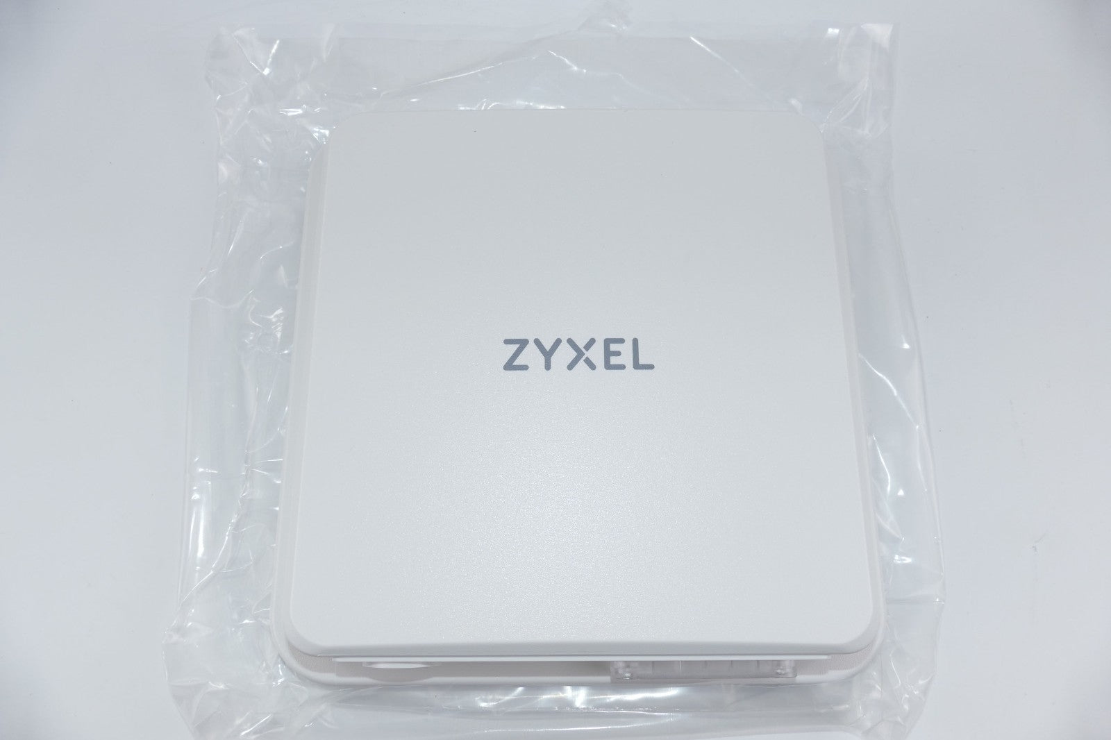 Zyxel NR7101 Outdoor Router – 5G Power für Haus, Büro und Gewerbe