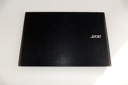 Acer Aspire E5-773G - 17,3" Notebook i5-6200U 8GB Ram 256GB NVMe nVidia 940M W11